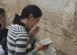 娱乐吃瓜君有妈吗,揭秘“吃瓜君”背后的家庭故事